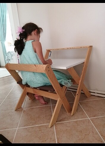 Mini çalışma masası. 
