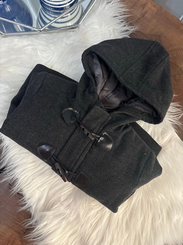 Gri Kapüşonlu Erkek Çocuk Kabanı - Görsel 2