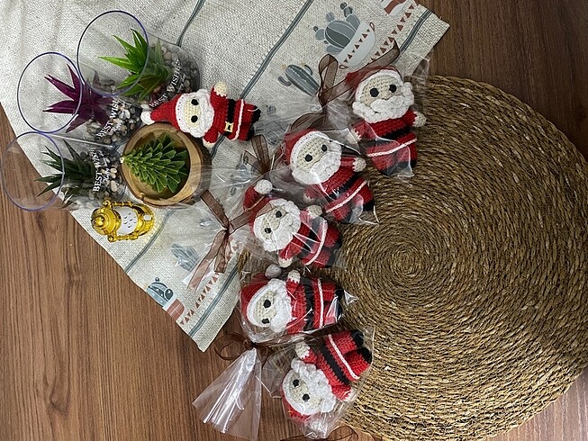 Beden Noel Baba Yılbaşı Hediyesi Anahtarlık