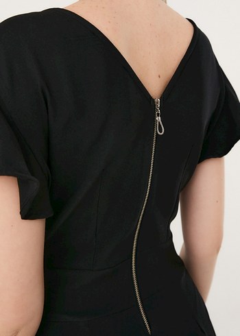 Kruvaze Yaka Fermuarlı Tulum - Görsel 3