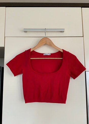 Stradivarius kırmızı Crop