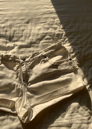 Mini Beyaz kot şort - Görsel 2