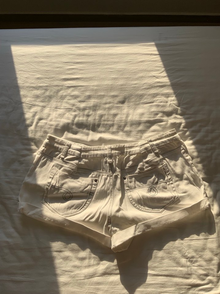 Mini Beyaz kot şort - Görsel 5