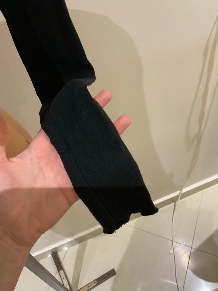 Bershka Siyah Crop - Görsel 3