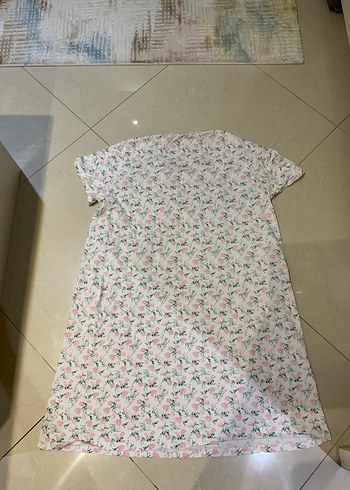 Çiçek desenli gecelik - Görsel 5