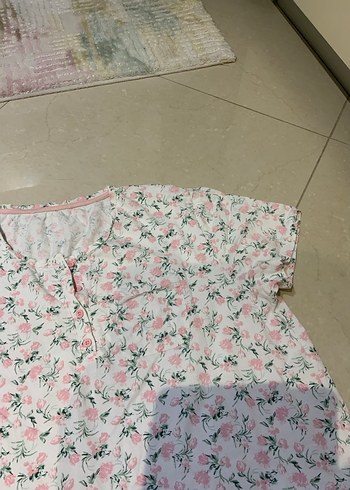 Çiçek desenli gecelik - Görsel 4