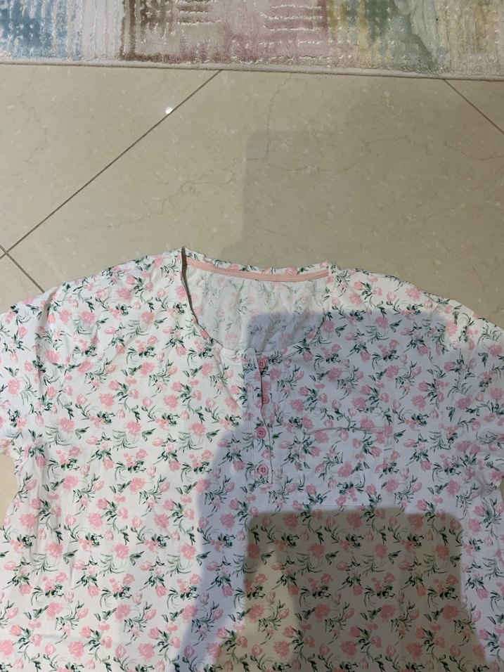 Çiçek desenli gecelik - Görsel 3