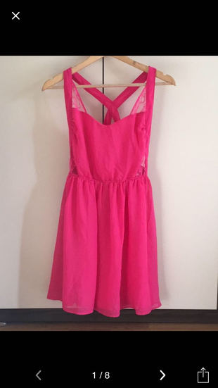 Pembe Elbise