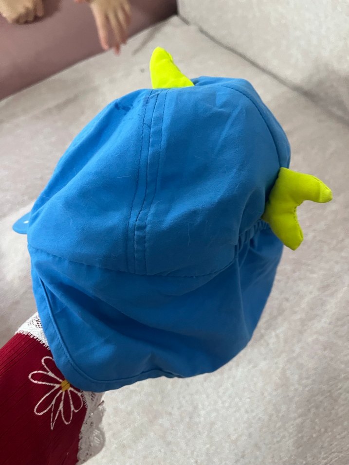 UV korumalı Mavi Erkek Çocuk Şapka - Eğlenceli Dinozor Desenli - Görsel 2