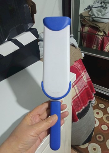 Diğer Mavi Tüy Temizleyici Fırça