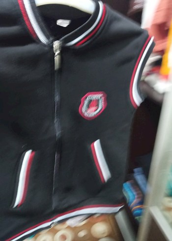 Erkek Çocuk Fermuarlı Siyah Yelek