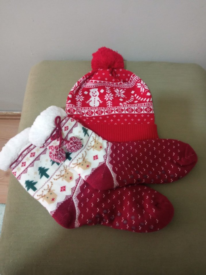 bayan bere ve corap - Görsel 2