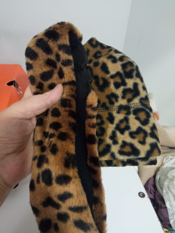 Kürk Detaylı Leopar Desenli bere ve saç bandi - Görsel 2