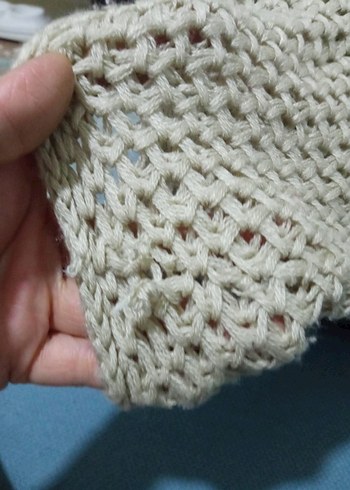 Düğmeli Bej Kadın Örgü Bere - Görsel 6