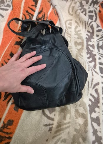 Kadın Siyah Deri Sırt Çantası - Görsel 4