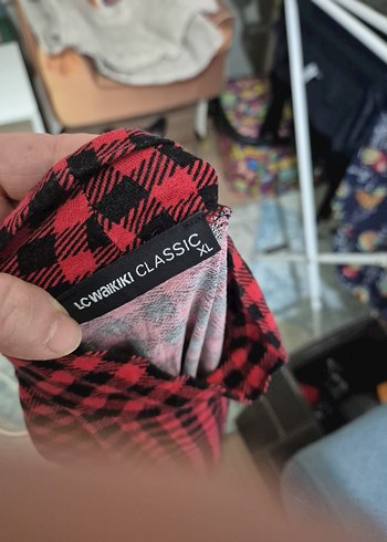 Kırmızı Kareli Uzun Kollu Boğazlı Kadın Bluz - Görsel 4