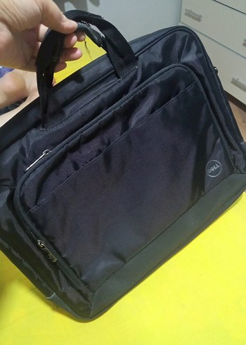 Siyah Fermuarlı Kadın Laptop Çantası