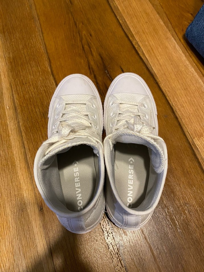 Beyaz Platform Topuklu Nakışlı Spor Ayakkabı - Görsel 3