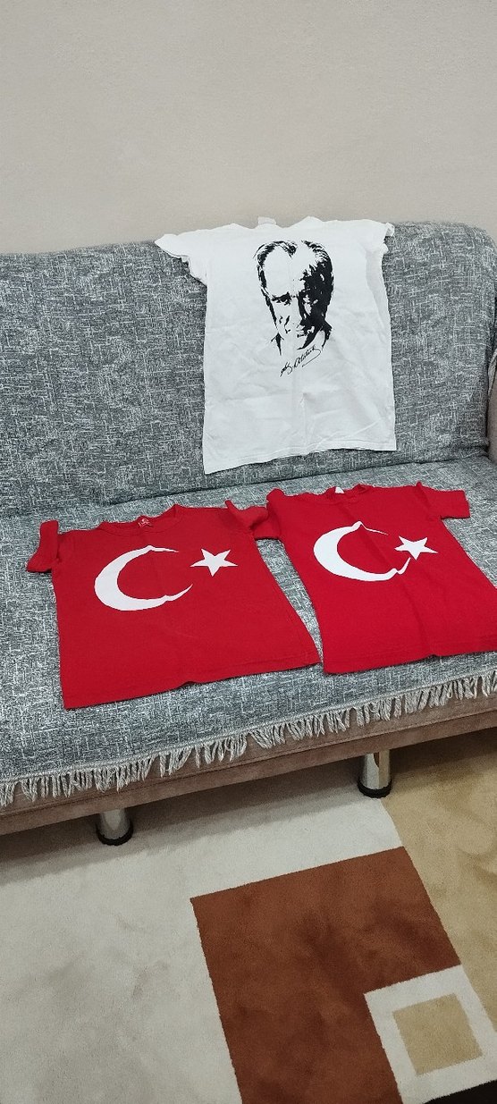 Çocuk Kırmızı okul kıyafeti - Görsel 2