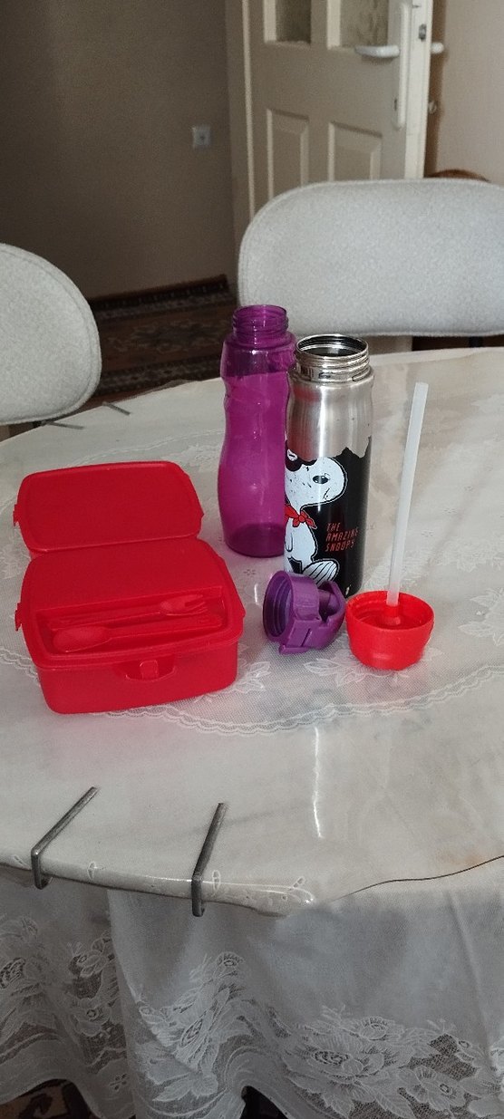 Çocuklar için renkli termos ve beslenme seti - Görsel 5