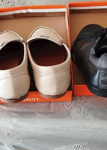 Beyaz Tokalı Kadın Düz Deri Ayakkabı - Görsel 5