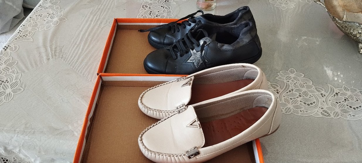 Beyaz Tokalı Kadın Düz Deri Ayakkabı - Görsel 3