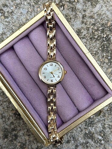 GOLD SAAT