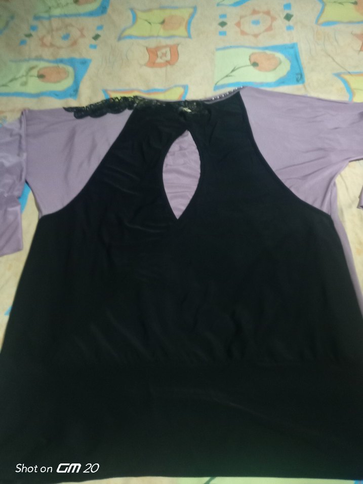 Gri Baskılı Uzun Kesim Kadın Tişört - Görsel 5