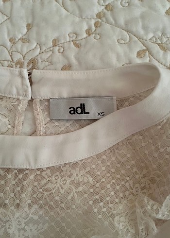 Dantel Detaylı Beyaz Kadın Bluz - Görsel 3