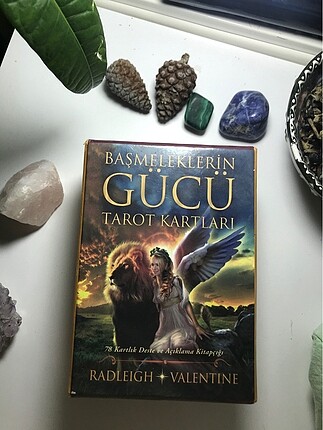 başmeleklerin gücü tarot kartları