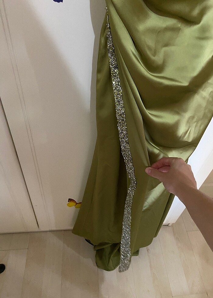 Yağ Yeşili Saten Abiye Elbise - Görsel 3