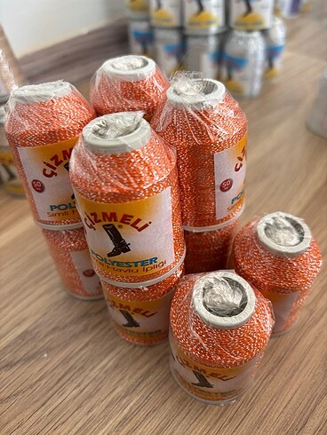  Çizmeli 20 gr simli havlu ipliği