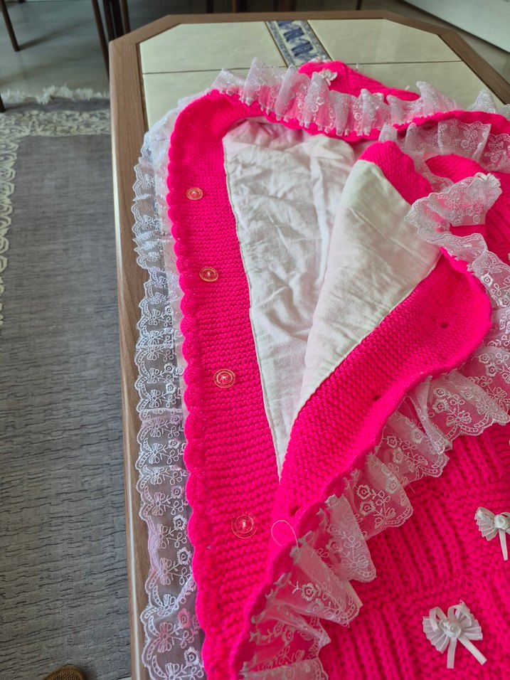 Nakışlı Pembe Örgü Bebek Battaniyesi - Görsel 5