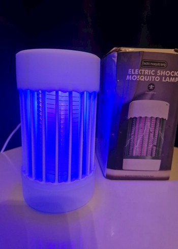 Renkli Mavi Elektrikli Sivrisinek Lambası