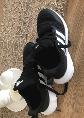 Kadın Siyah Beyaz Laced Spor Ayakkabı - Görsel 4