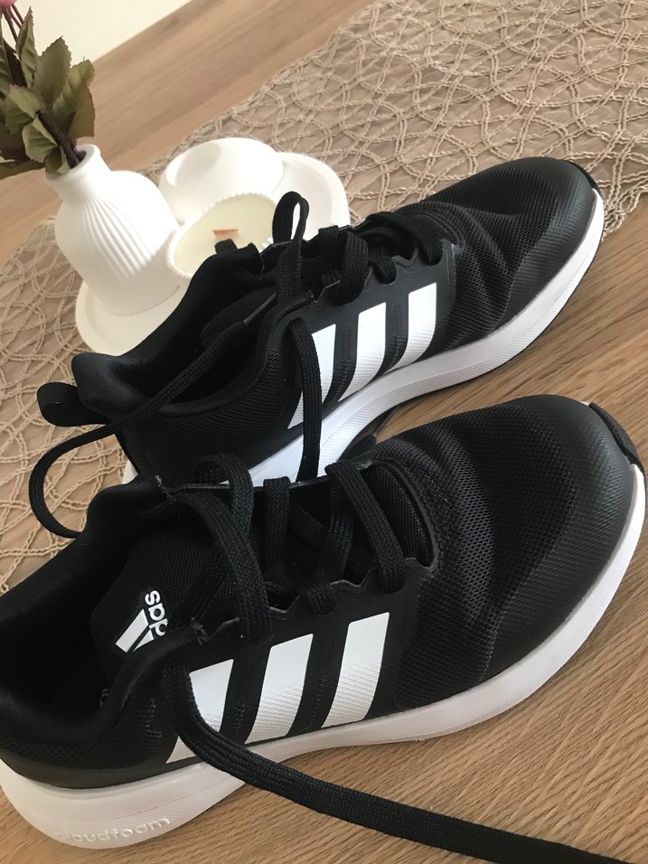 Kadın Siyah Beyaz Laced Spor Ayakkabı - Görsel 2