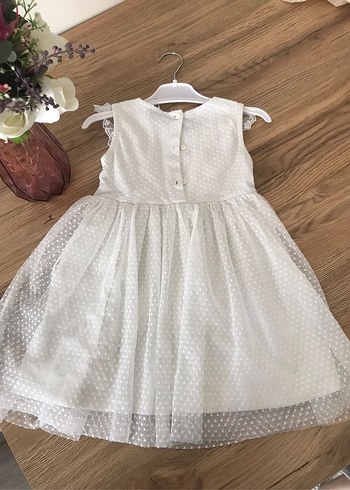 4 Yaş Beden Klasik Elegan Beyaz Kız Elbisesi