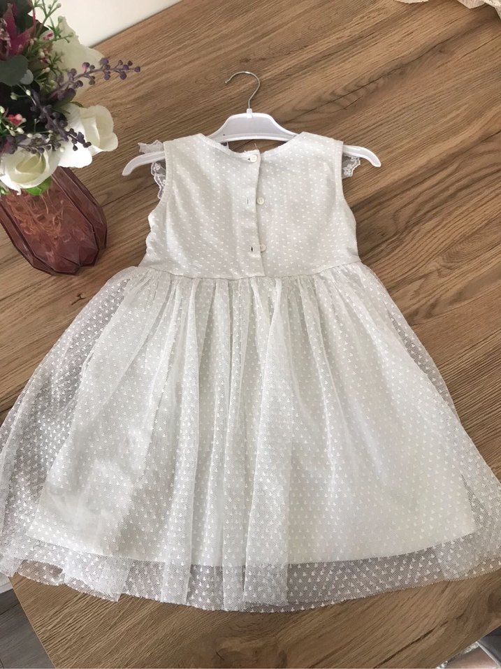 Klasik Elegan Beyaz Kız Elbisesi - Görsel 3