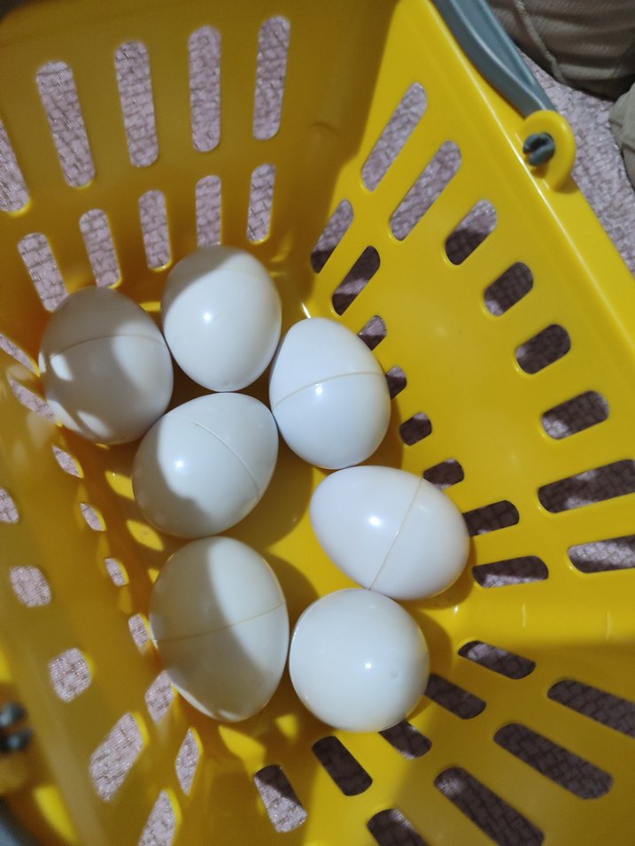 Beyaz Plastik Oyuncak Yumurtalar - Görsel 2