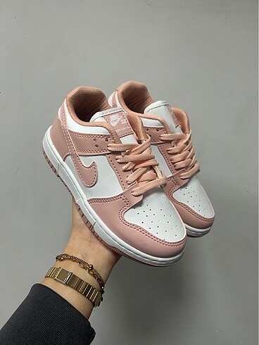 Nike Dunk Çocuk Spor Ayakkabı