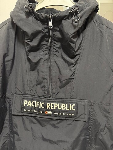 Pull and Bear Pull and bear