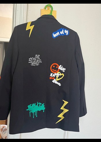 m Beden çeşitli Renk Quzu Renkli Nakışlı Siyah Kadın Blazer Ceket