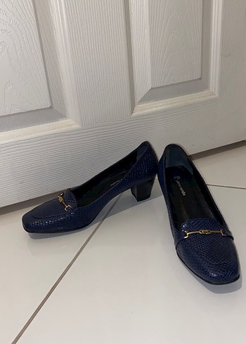 Pierre Cardin Lacivert Yılan Derisi Topuklu Ayakkabı