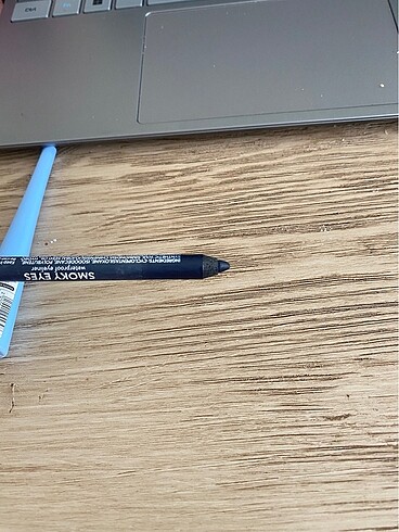 Beden Beaulis Mavi Eyeliner, Beaulis Dudak Kalemi, Flormar Siyah Göz K