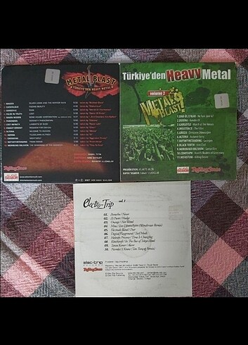 3 adet metal albüm