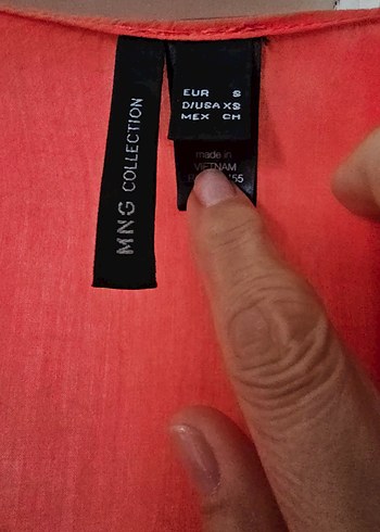 Kırmızı Dökümlü Kadın Bluz - Görsel 4