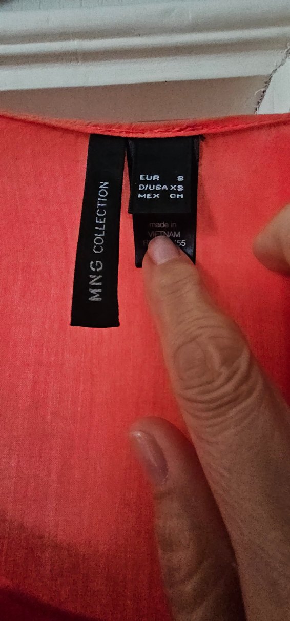 Kırmızı Dökümlü Kadın Bluz - Görsel 4