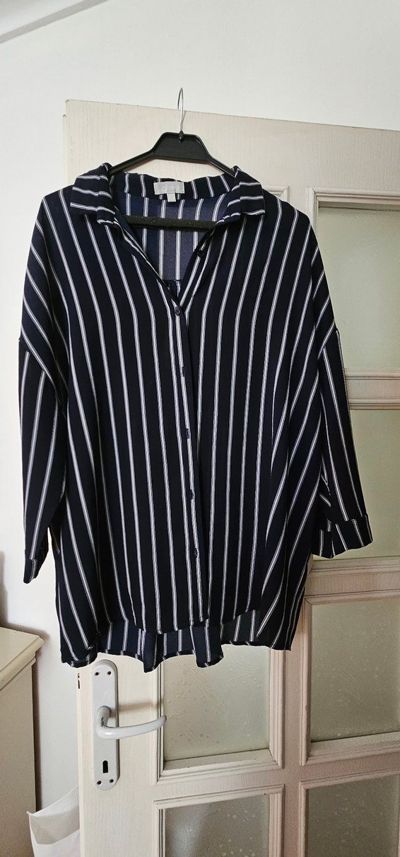 Lacivert Çizgili oversize gömlek - Görsel 2