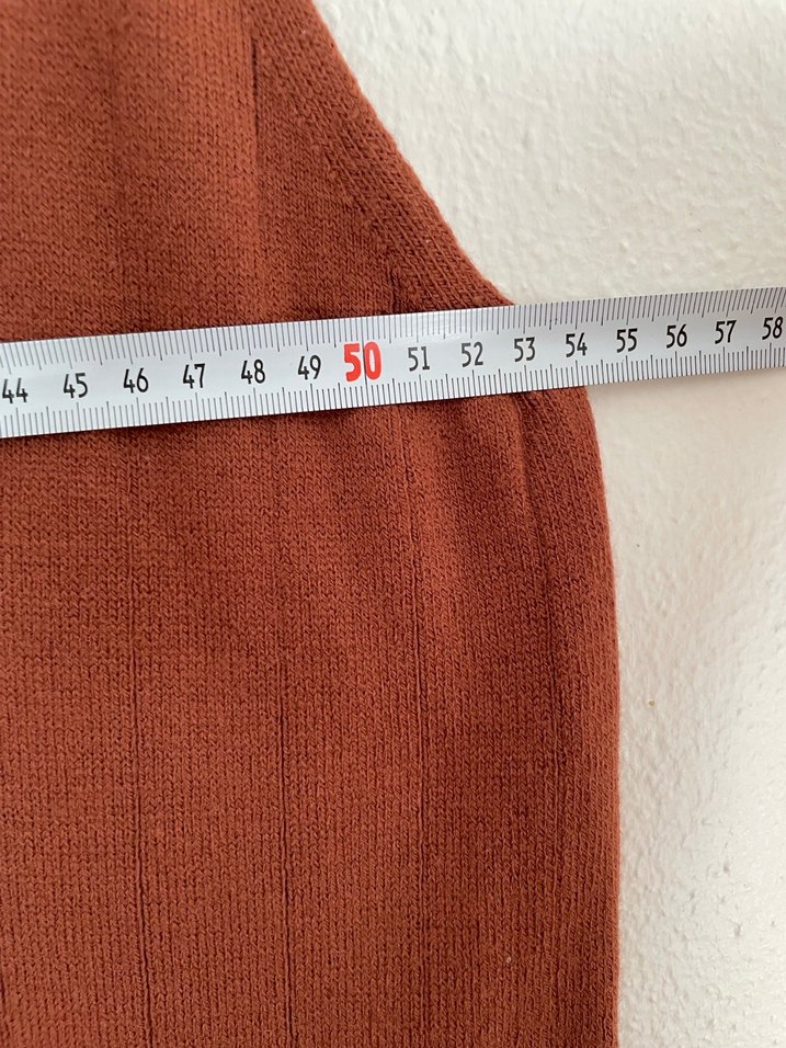 Düğmeli V Yaka Kolsuz Uzun Triko Elbise - Görsel 2