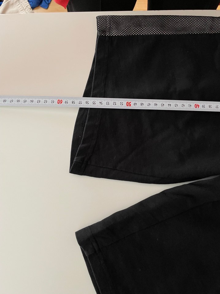 Erkek Siyah Baskılı Rahat Kesim Şort - Görsel 5